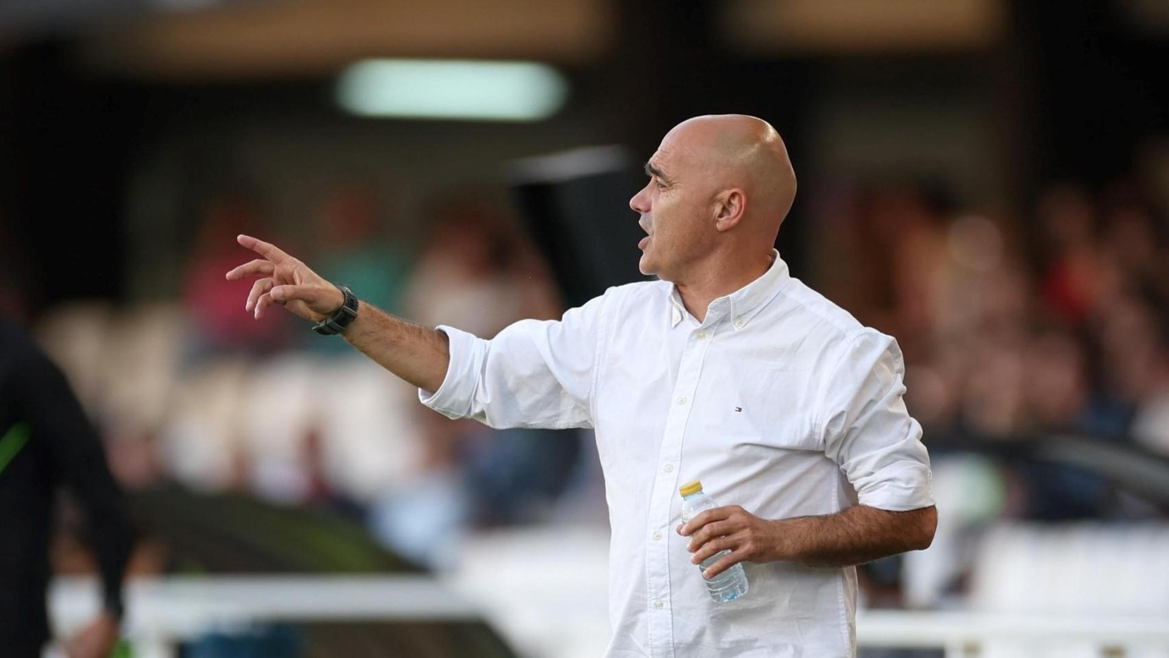 Óscar Gilsanz durante el partido en Cartagena.